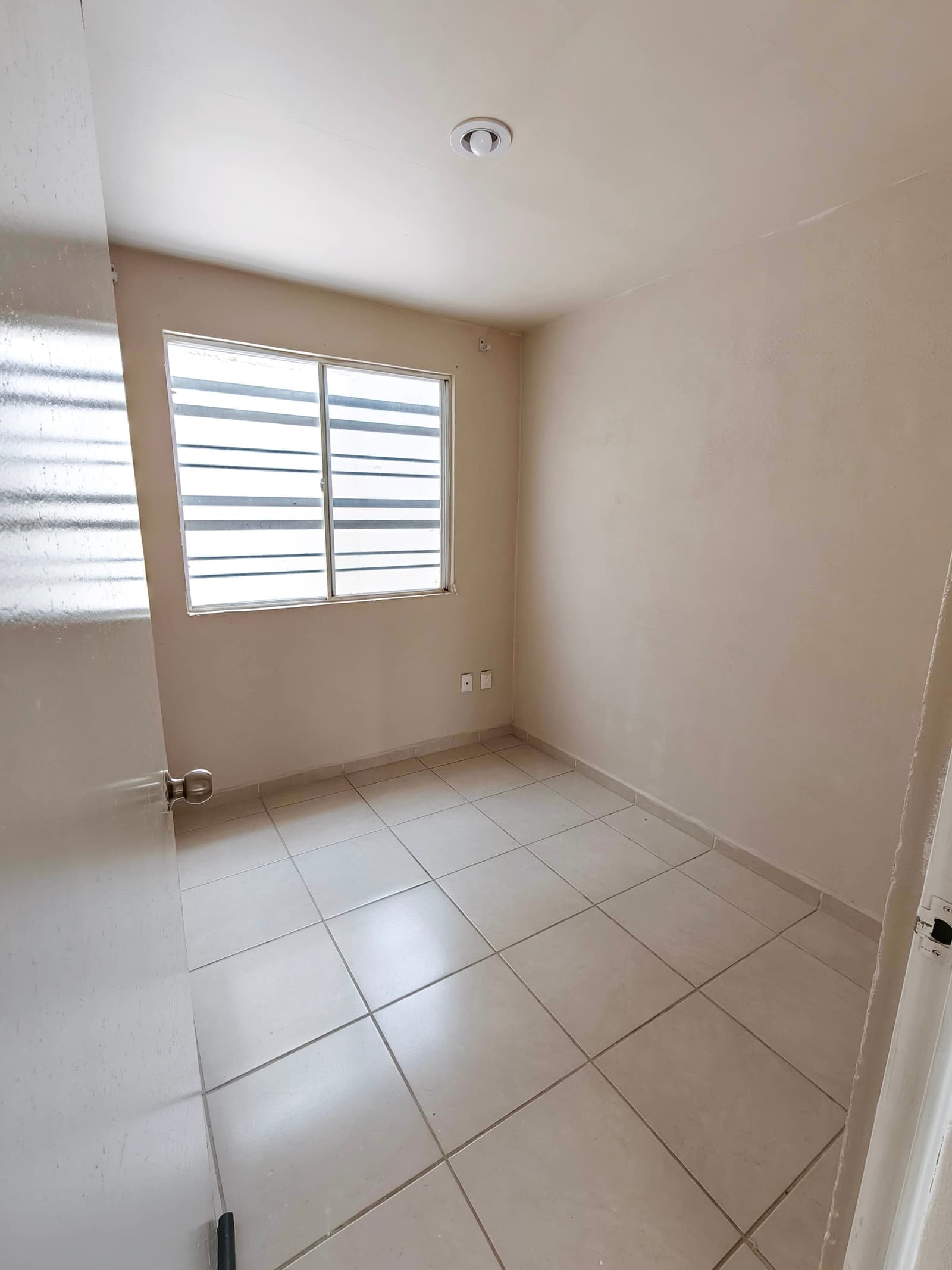 Rento Casa en 3 hab en 8 de julio — foto 11