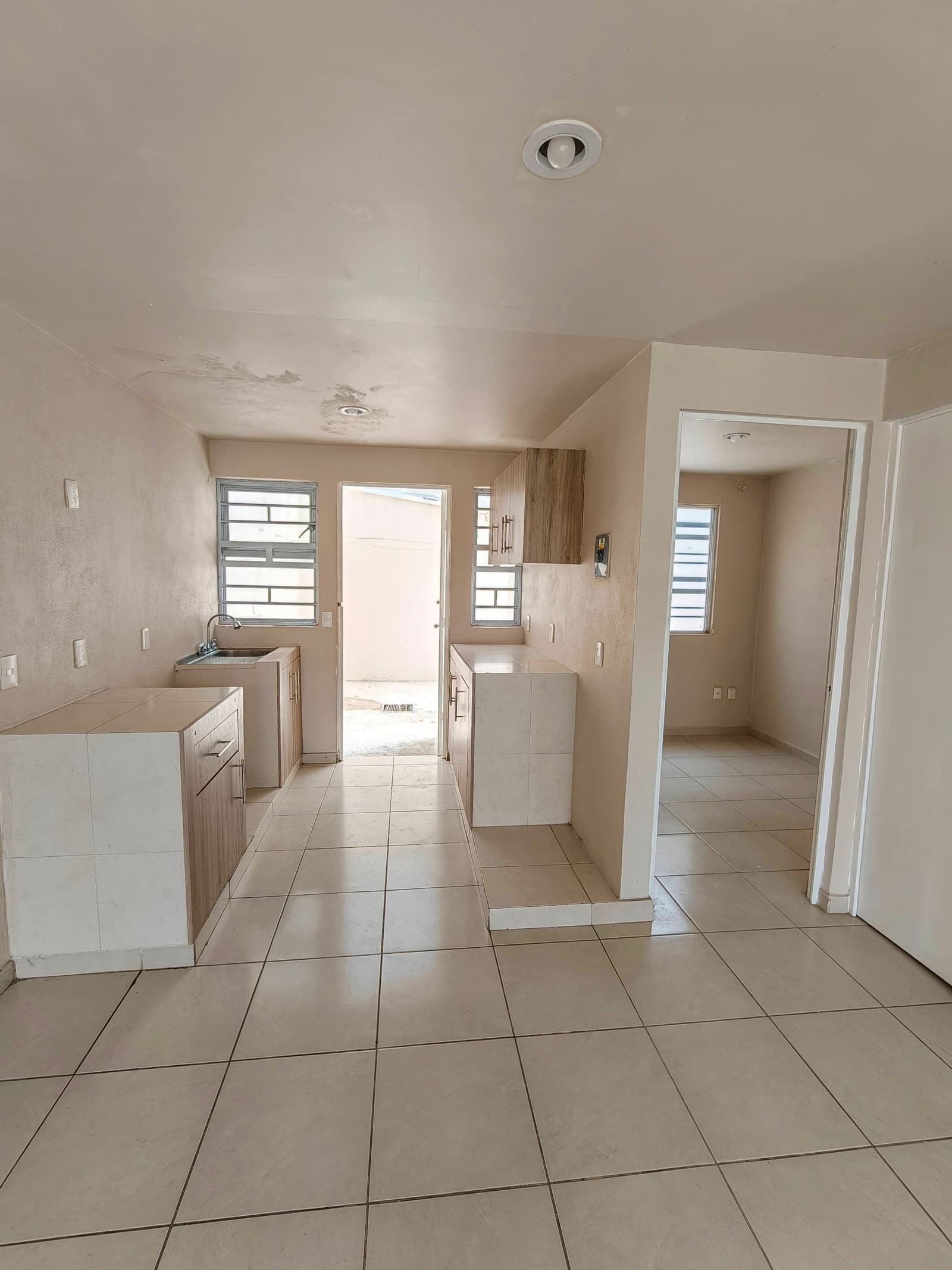 Rento Casa en 3 hab en 8 de julio — foto 16