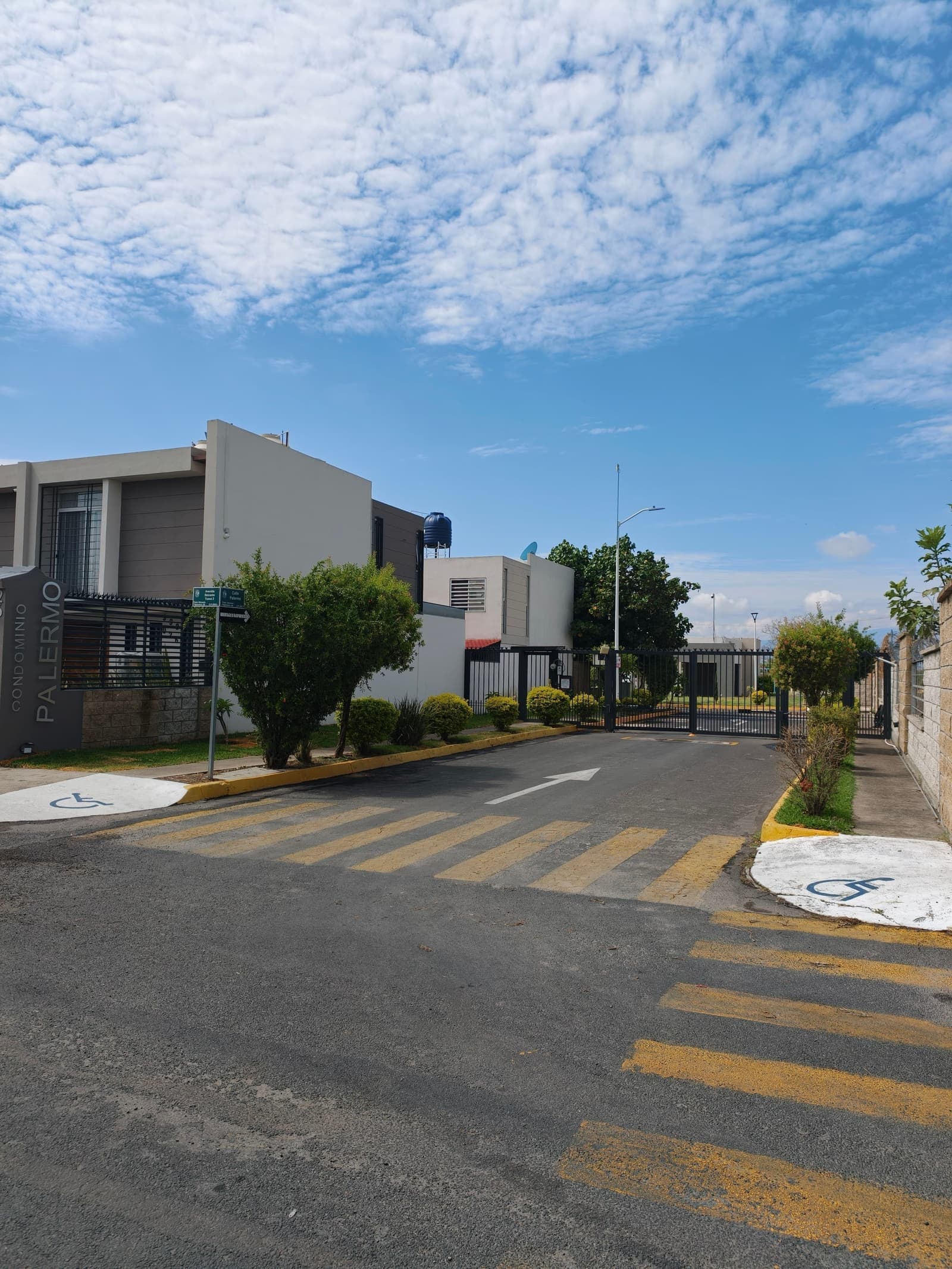Rento Casa en 3 hab en 8 de julio — foto 4