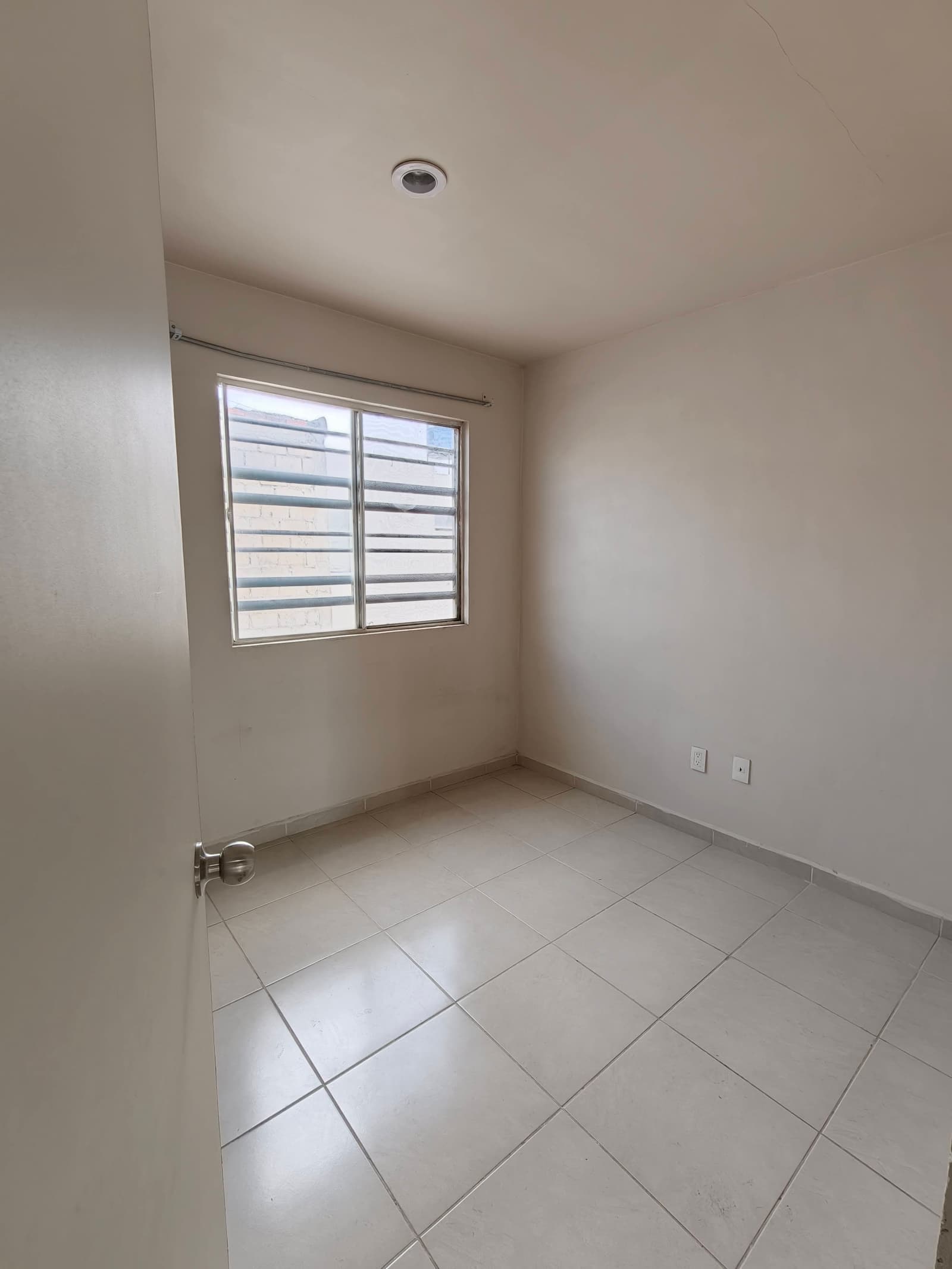 Rento Casa en 3 hab en 8 de julio — foto 8
