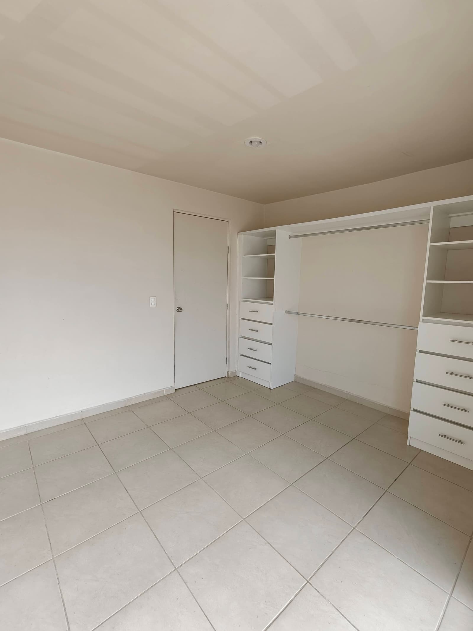 Rento Casa en 3 hab en 8 de julio — foto 9