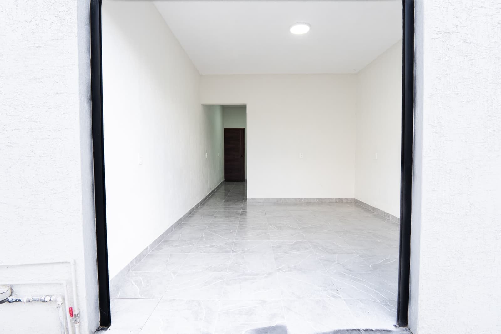 Propiedad en esquina con departamentos y locales — foto 8